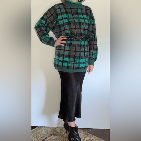 Vintage 80’s STEFANO oversized plaid sweater - Picture 7 of 13
